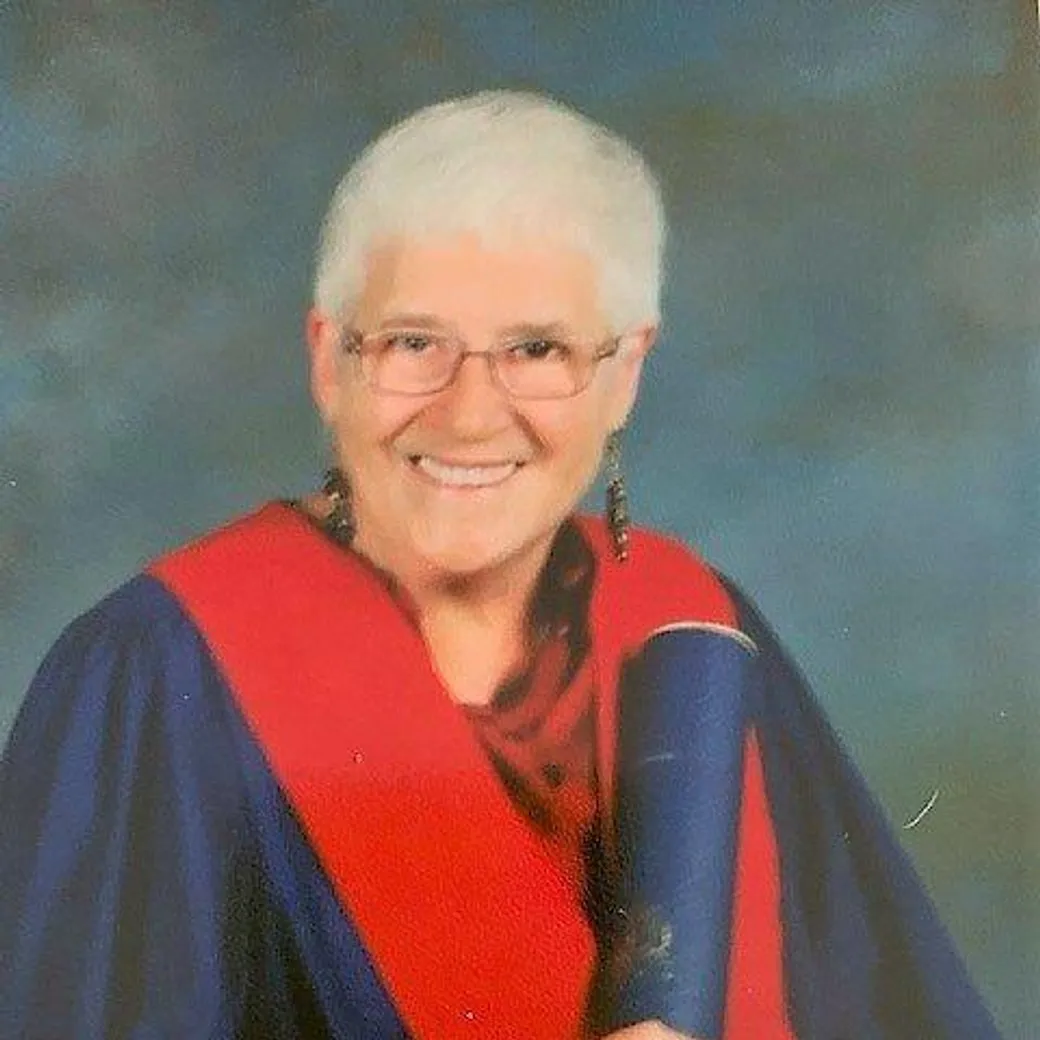 Dr Barbara Burge