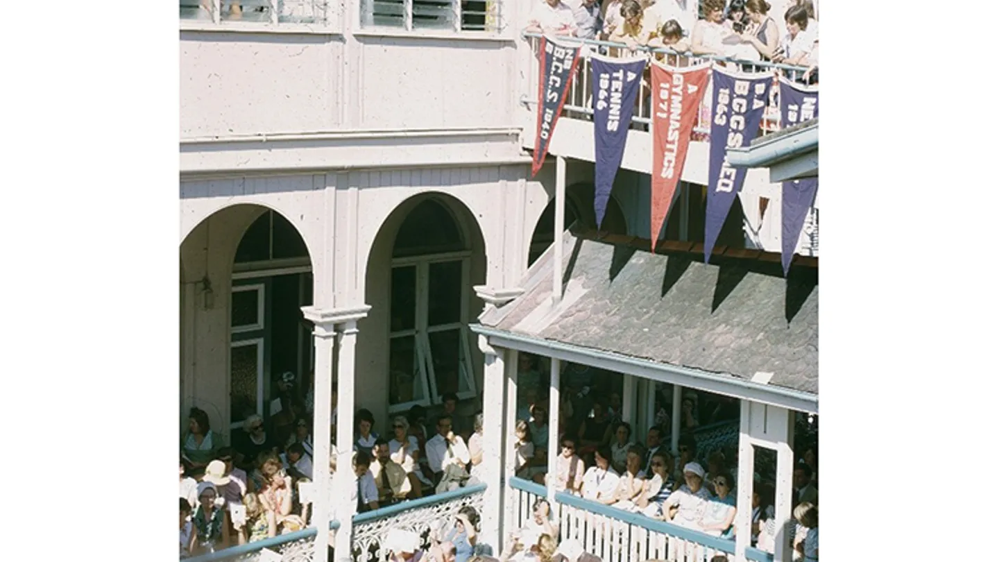 1975-school-day-and-opening-of-the-library-1.jpg-752-1