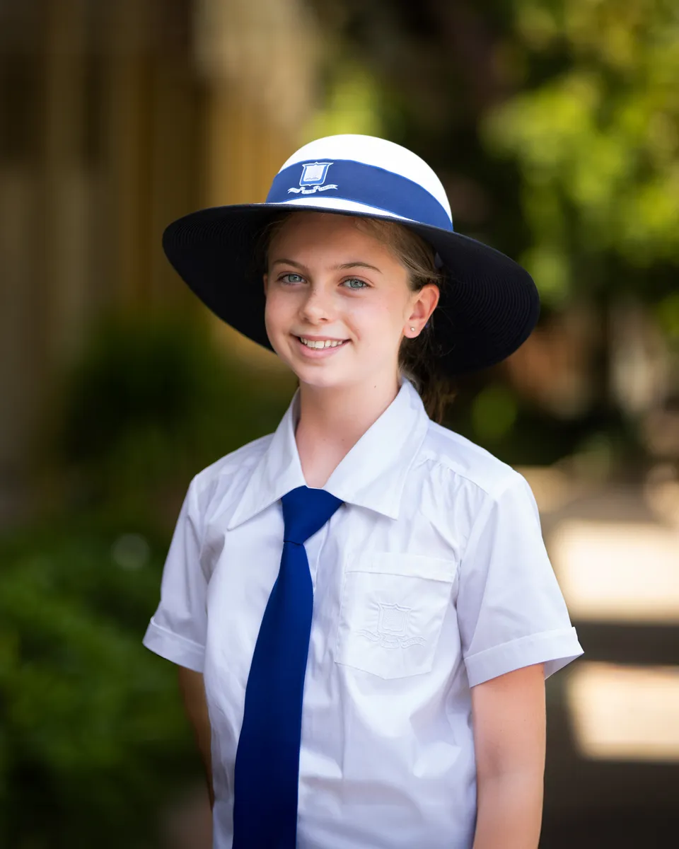 juniorschoolgirl-1_extendedportrait_squareweb5